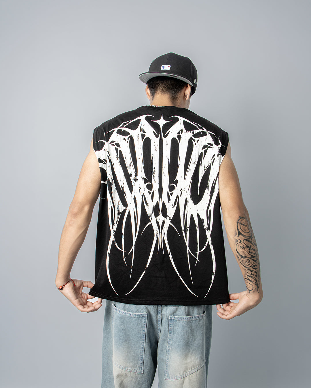 MOOD TRIBALS SLEEVELESS TEE