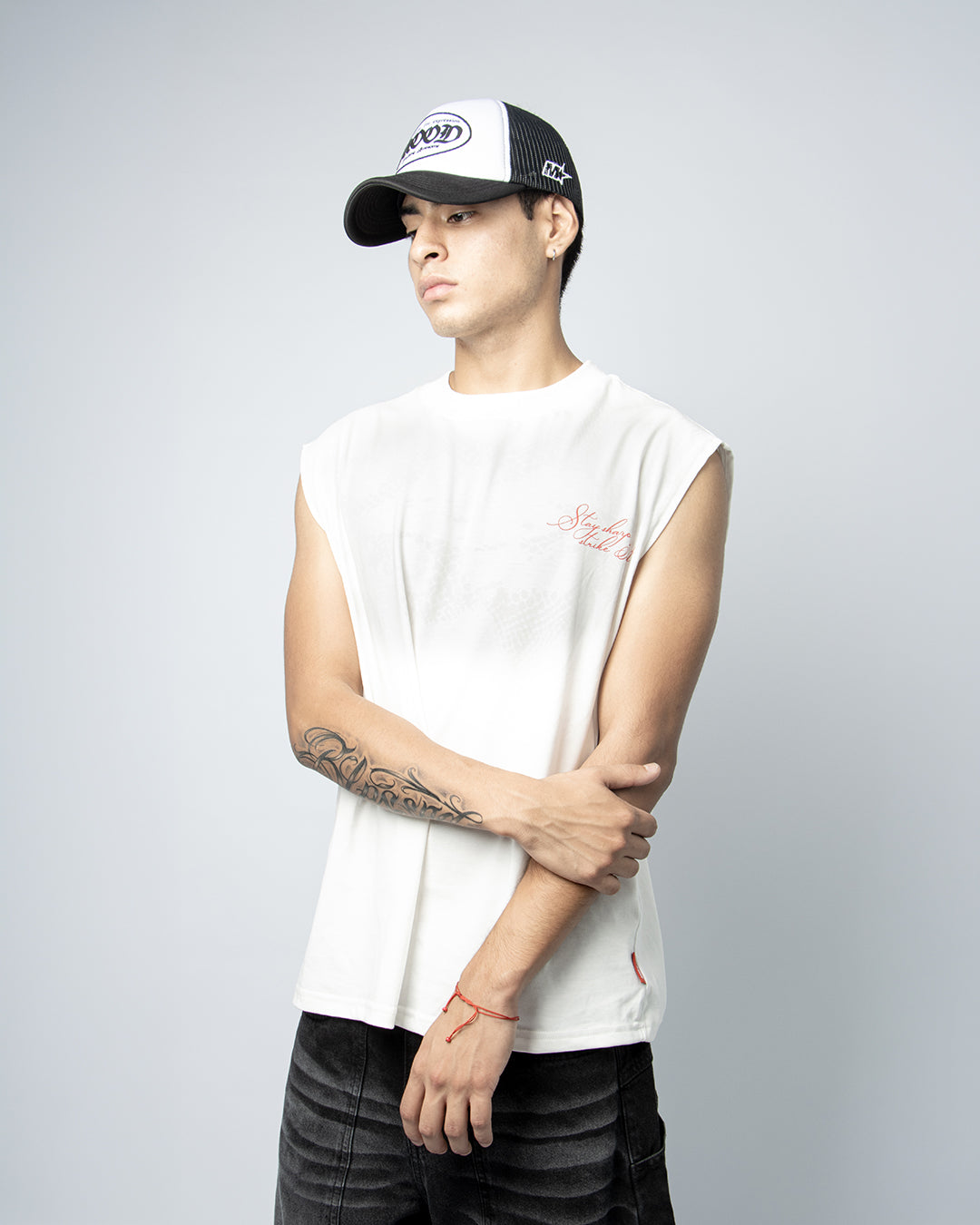 VIPER SLEEVELESS TEE