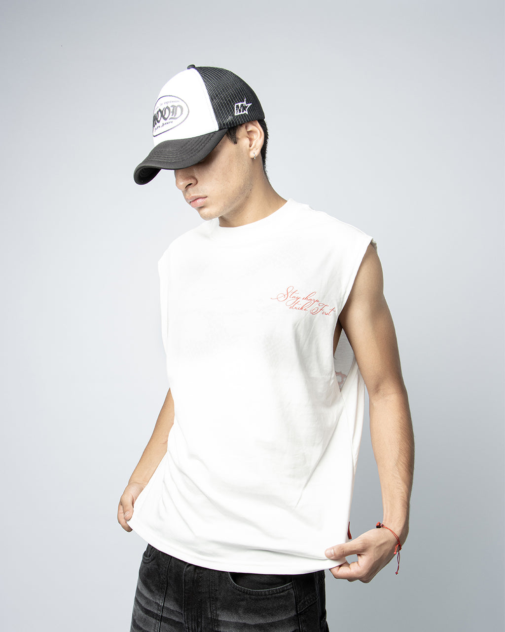 VIPER SLEEVELESS TEE