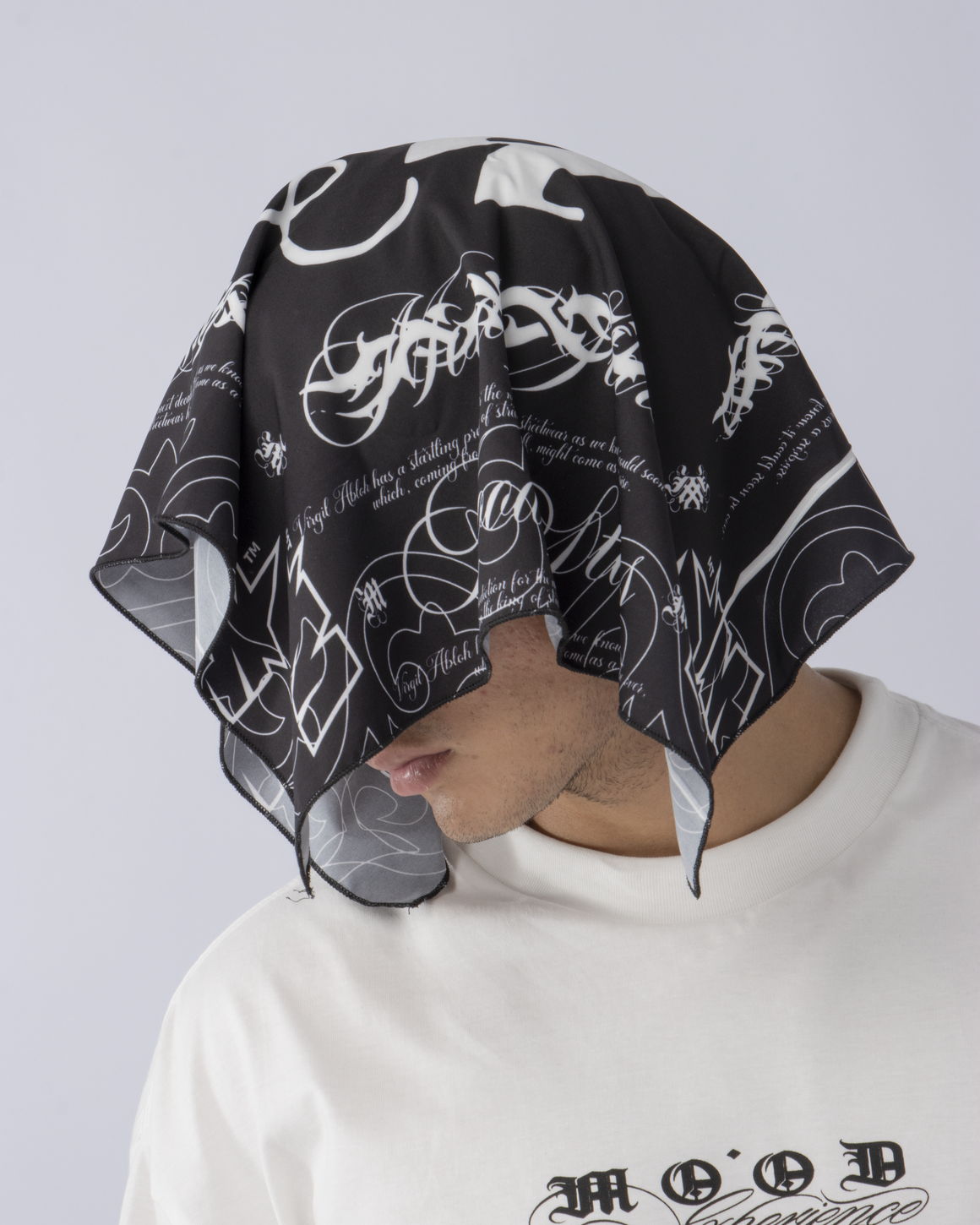 MOOD BLACK BANDANA