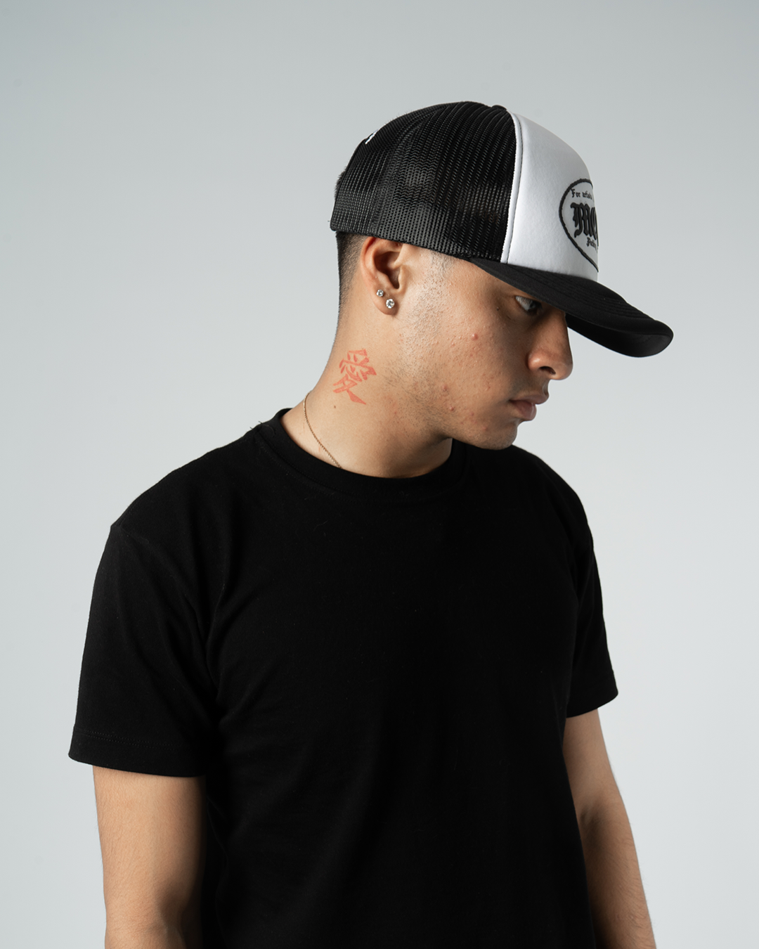 GORRA TRUCKER HAT BLACK